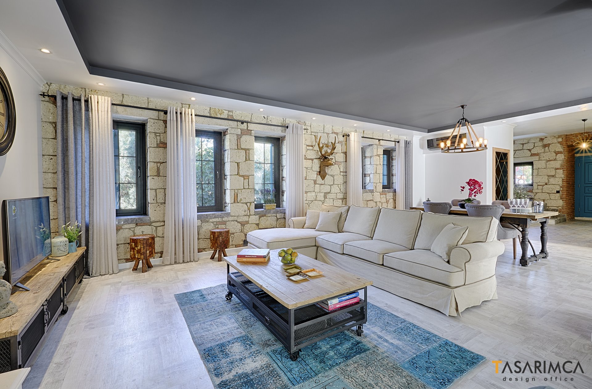 ‘’Alaçatı Villa’’ Vbenzeri’nde !