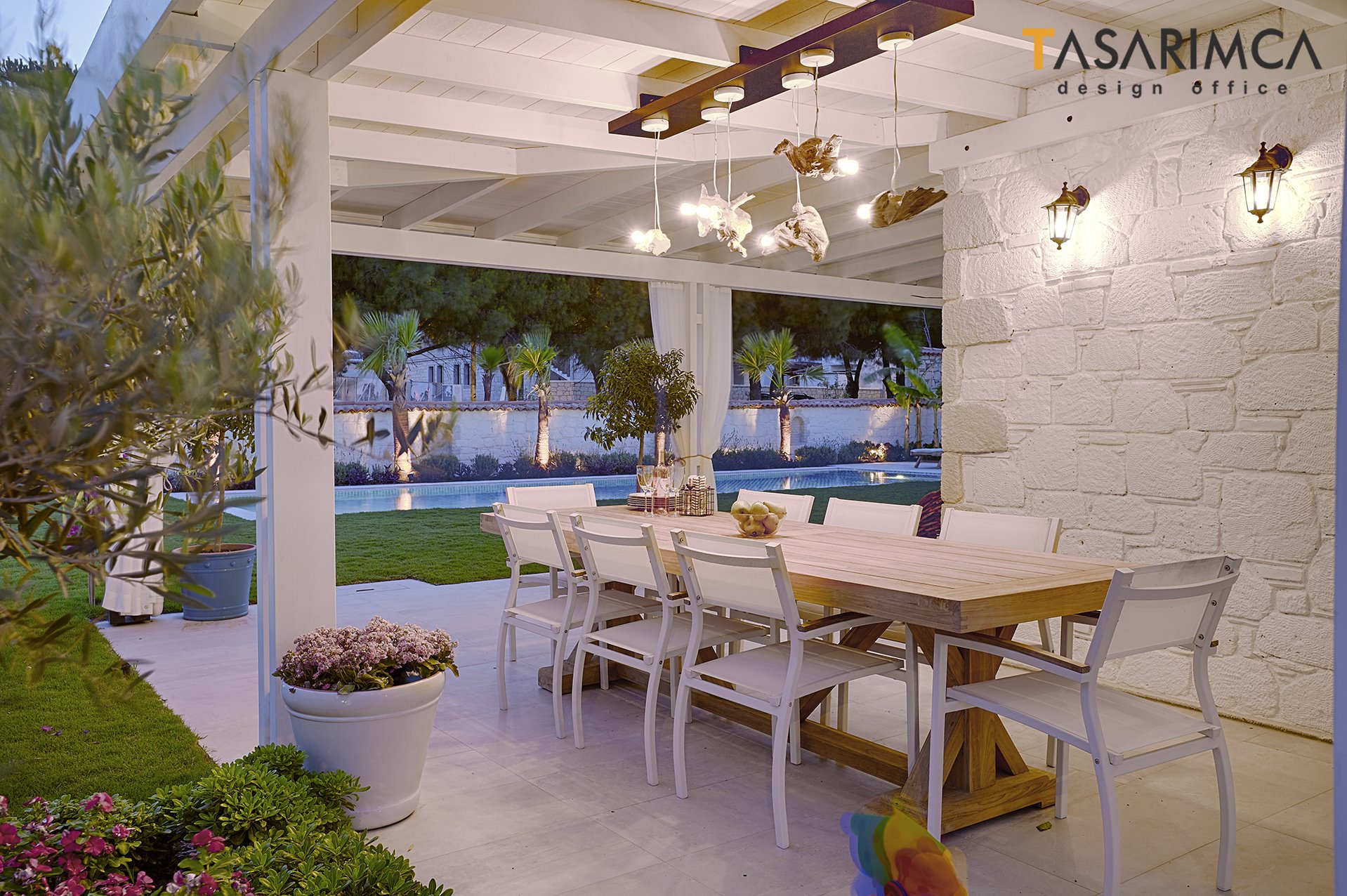 ‘’Alaçatı Villa’’ Vbenzeri’nde !